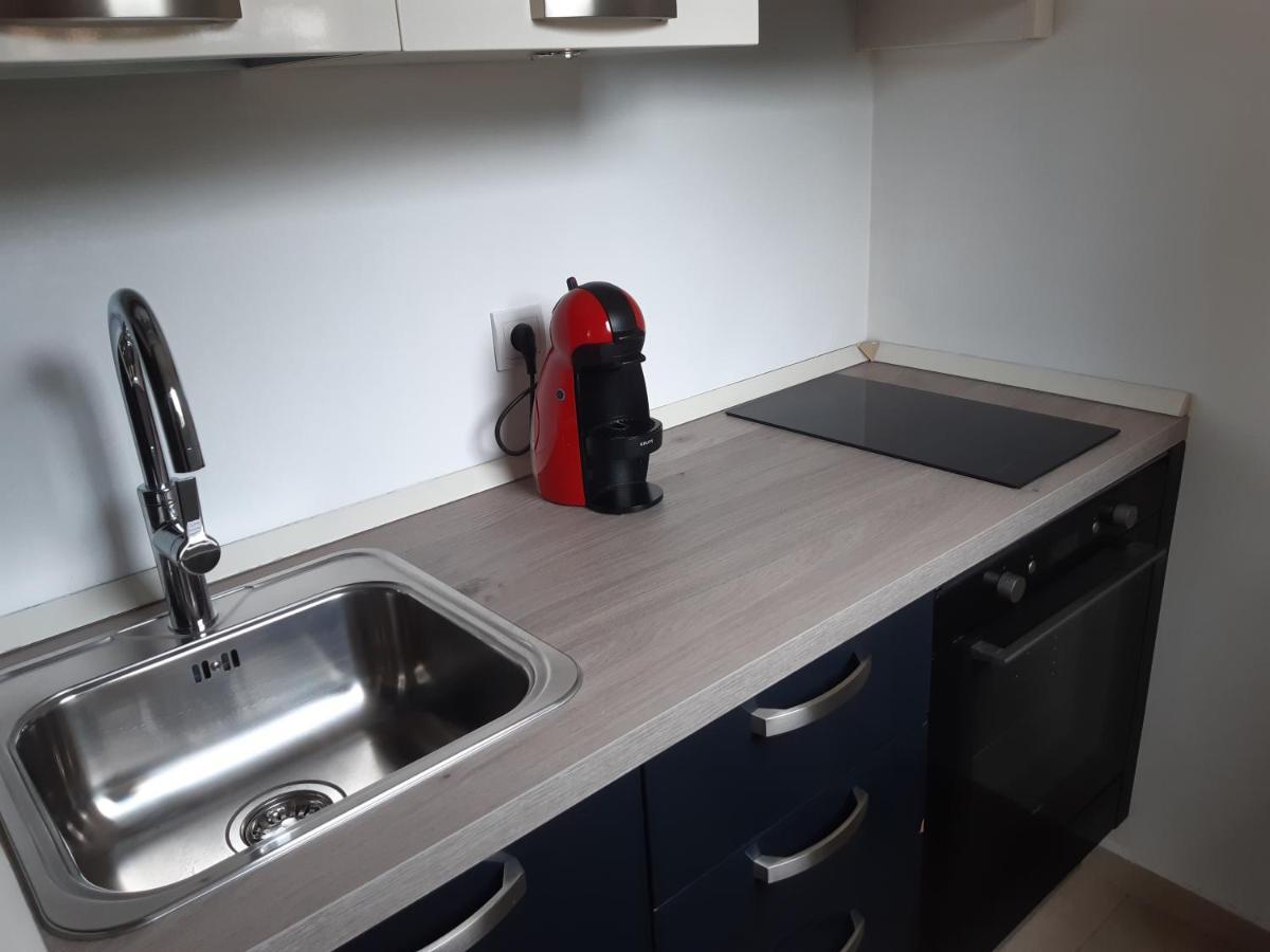 Joli Appartement Entre Menton Et Monaco Roquebrune-Cap-Martin Exteriör bild